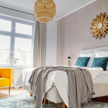 Homefy Design Apartment - Top Location - Old Building Charme Meets Modern Design * Essen