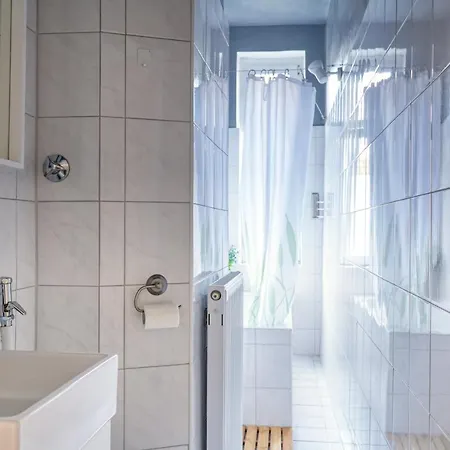 Homefy Design Apartment - Top Location - Old Building Charme Meets Modern Design Apartment