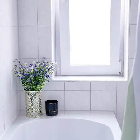 Homefy Design - Location - Old Building Charme Meets Modern Design Apartment Essen